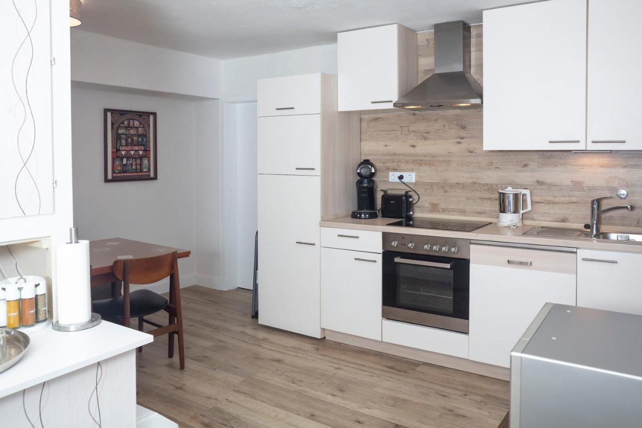 Apartment Alt
